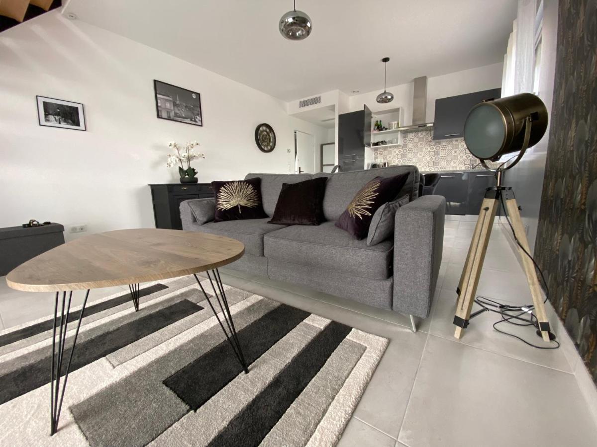 La Villa Perchee Calme, Sauna, Parking Prive Saint-Prix  Exterior foto