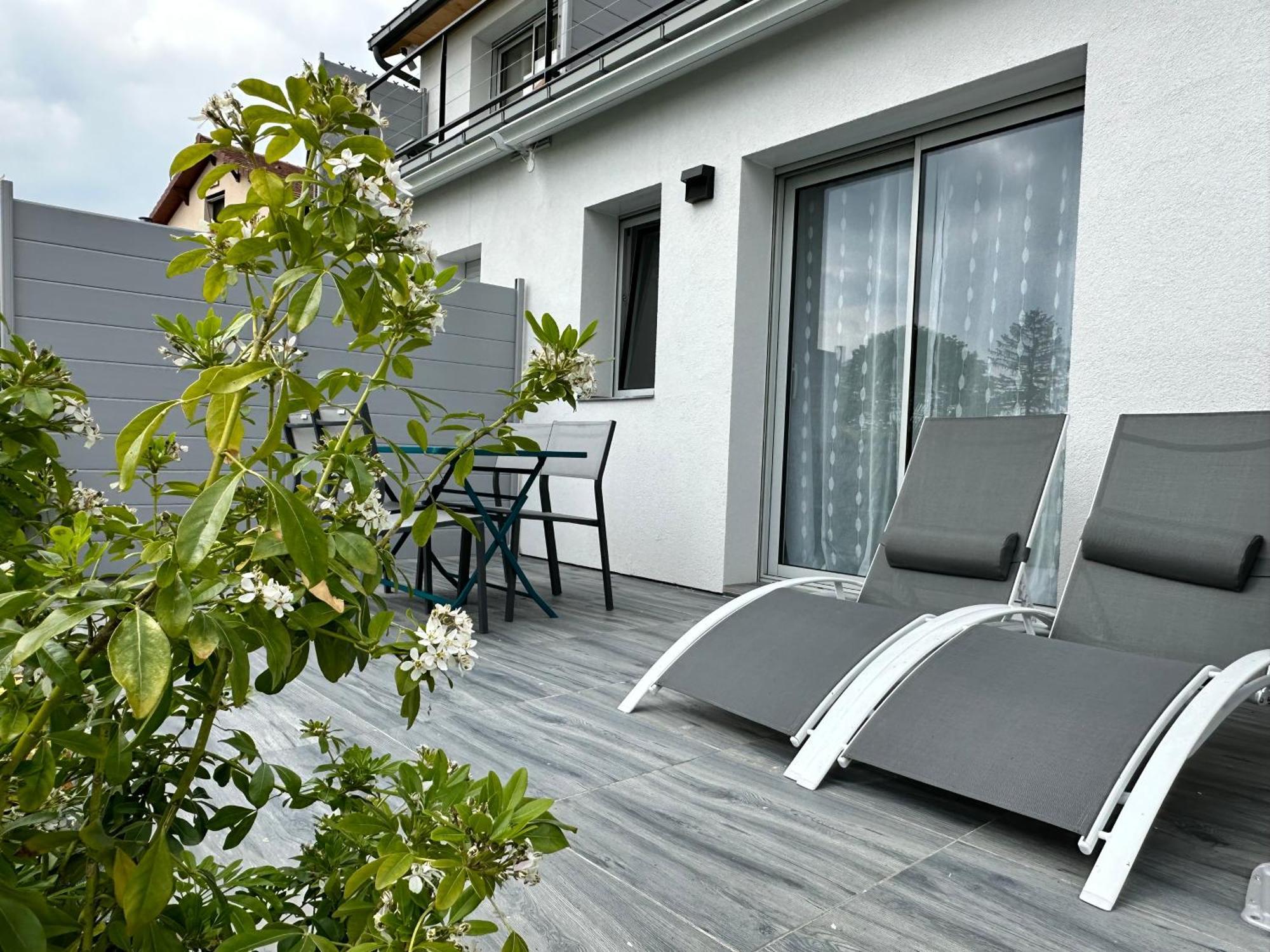 La Villa Perchee Calme, Sauna, Parking Prive Saint-Prix  Exterior foto