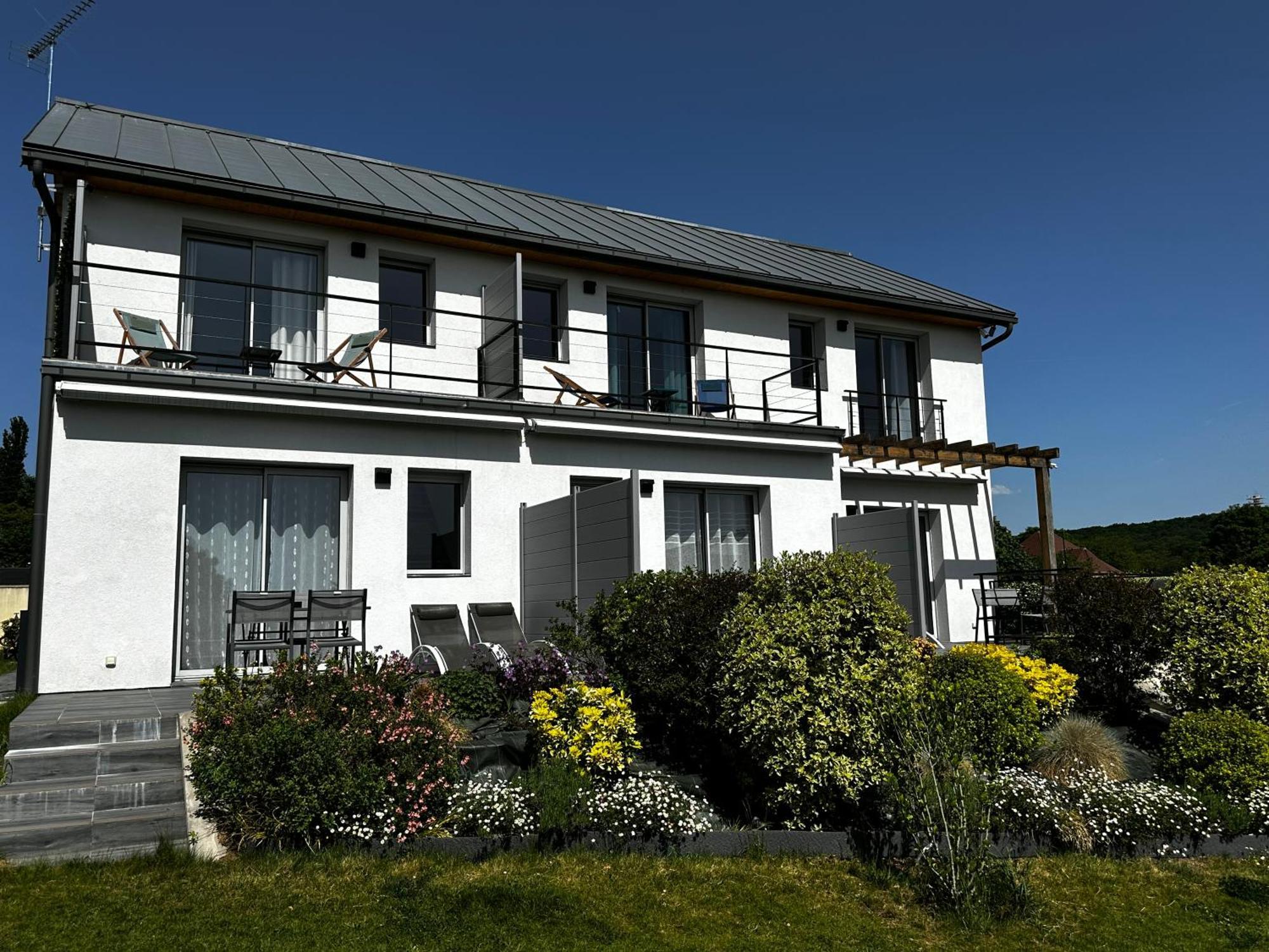 La Villa Perchee Calme, Sauna, Parking Prive Saint-Prix  Exterior foto